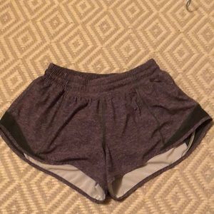 Hottie hot low rise lined short, 2.5”.  Heather lux. Size 6.